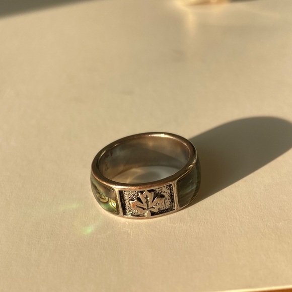 Silver Ring with Iridescent Inlay - Picture 3 of 8